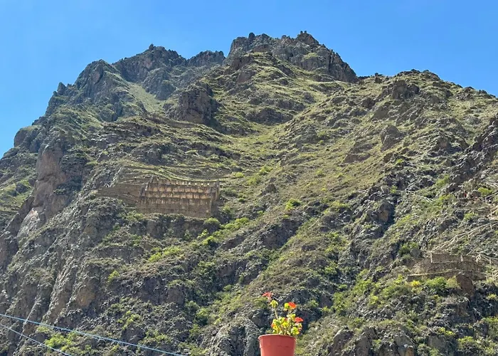 Ollanta Bed & Breakfast 3*