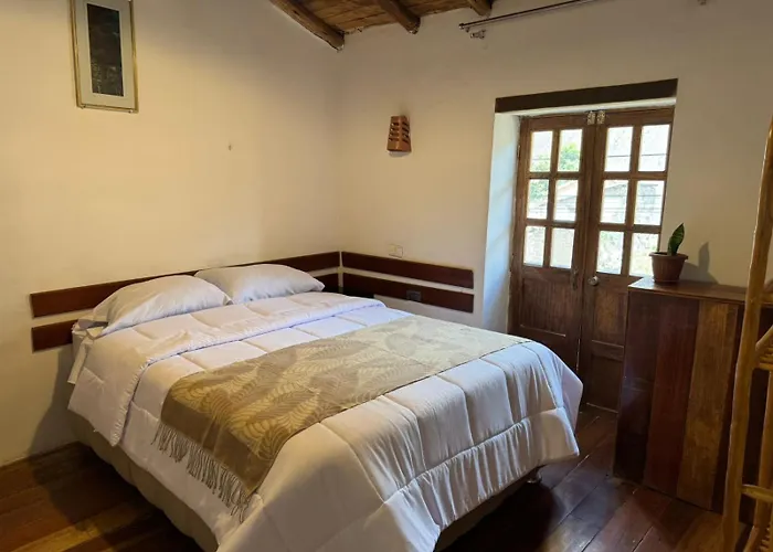 Bed & Breakfast Ollanta 3*